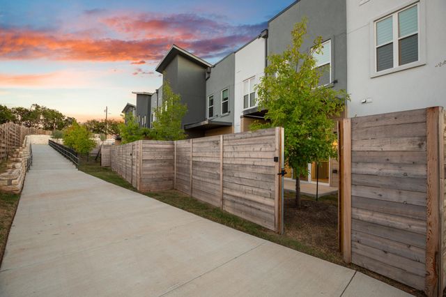 4901 Springdale RD 101, Austin, TX 78723