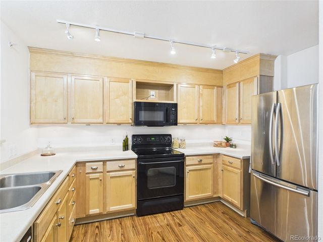 474 Black Feather Loop 412, Castle Rock, CO 80104