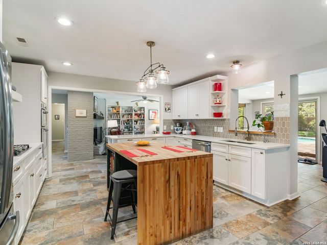 1511 HASKIN DRIVE, San Antonio, TX 78209