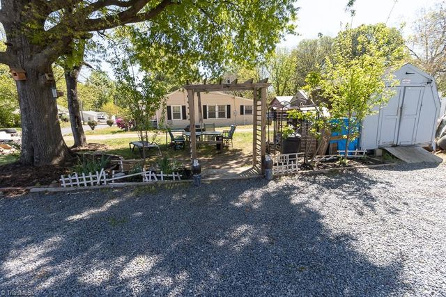 1301 W Green Drive, High Point, NC 27260