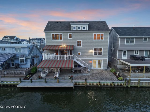 359 Naples Court, Lavallette, NJ 08735