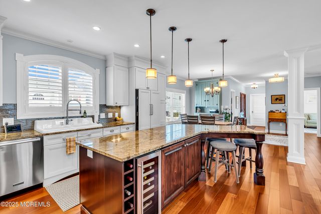 359 Naples Court, Lavallette, NJ 08735