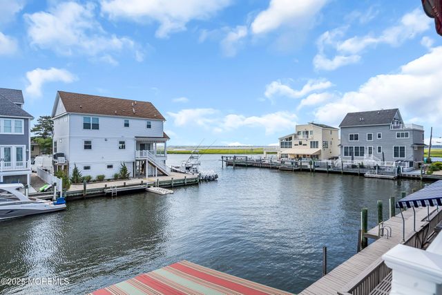 359 Naples Court, Lavallette, NJ 08735