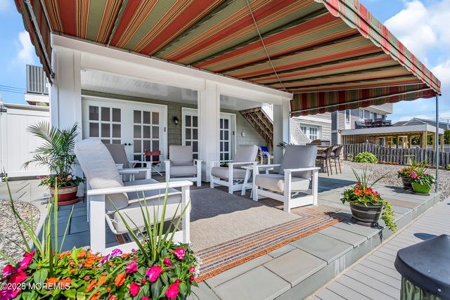 359 Naples Court, Lavallette, NJ 08735