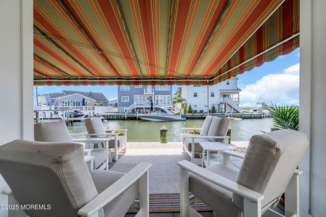 359 Naples Court, Lavallette, NJ 08735