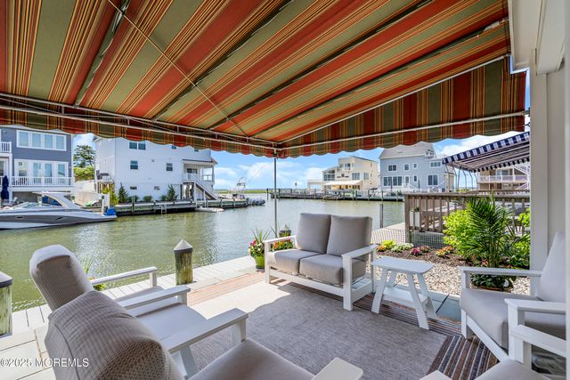 359 Naples Court, Lavallette, NJ 08735