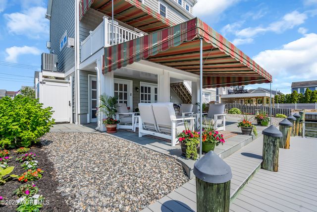 359 Naples Court, Lavallette, NJ 08735