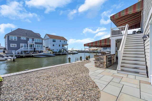 359 Naples Court, Lavallette, NJ 08735