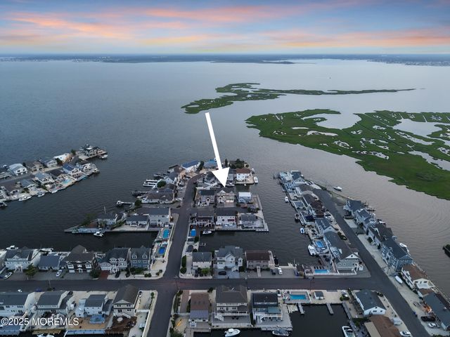 359 Naples Court, Lavallette, NJ 08735