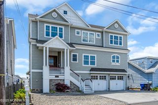 359 Naples Court, Lavallette, NJ 08735