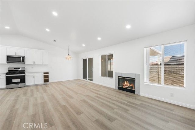 44238 Encanto Way, Lancaster, CA 93536