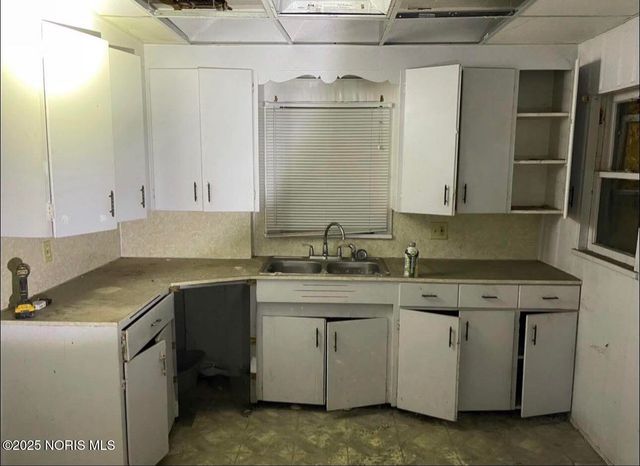 2315 Caledonia Street, Toledo, OH 43605