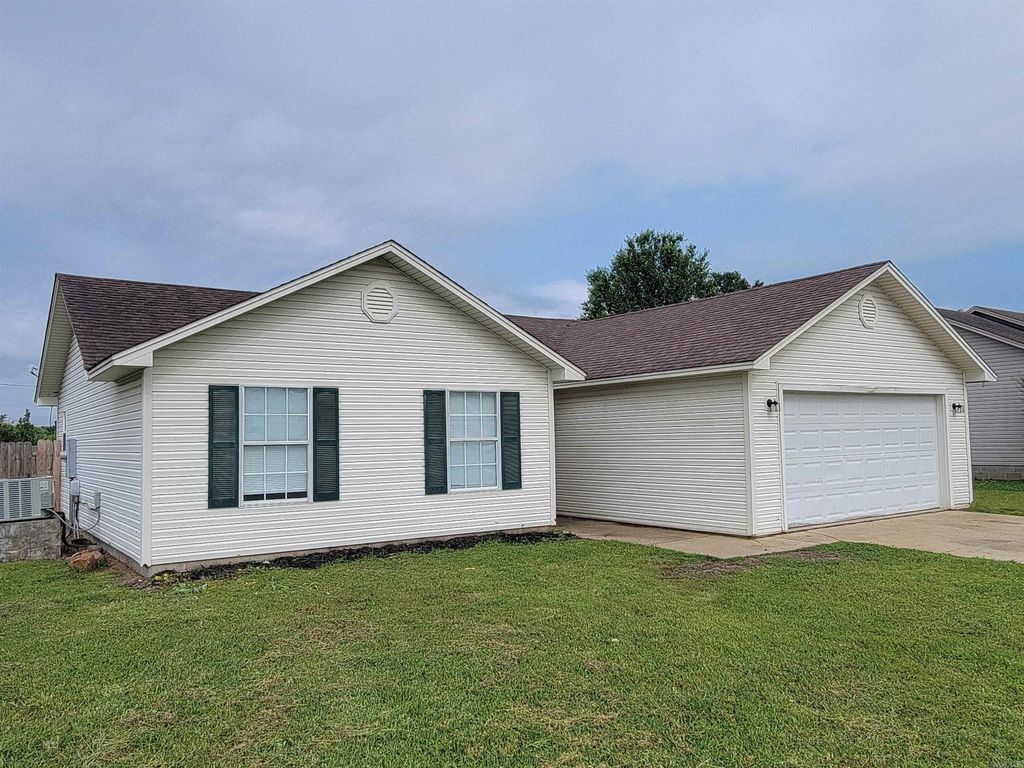 1037 Tori Lane, Beebe, AR 72012