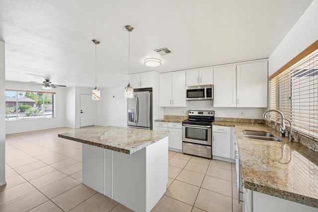 5229 E Winchcomb, Scottsdale, AZ 85254