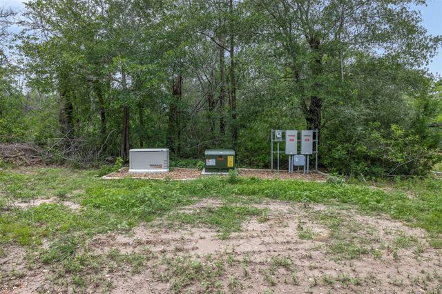770 S Weyand Road, Round Top, TX 78954