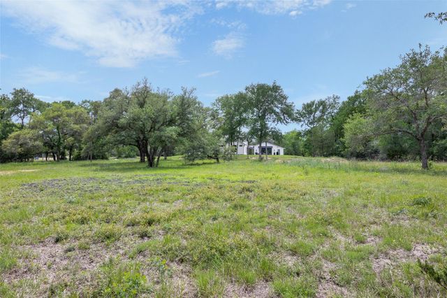 770 S Weyand Road, Round Top, TX 78954