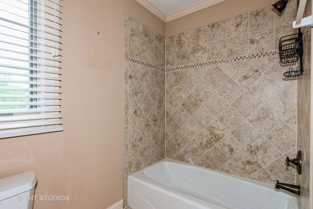 1803 RIZZI Lane, Bartlett, IL 60103