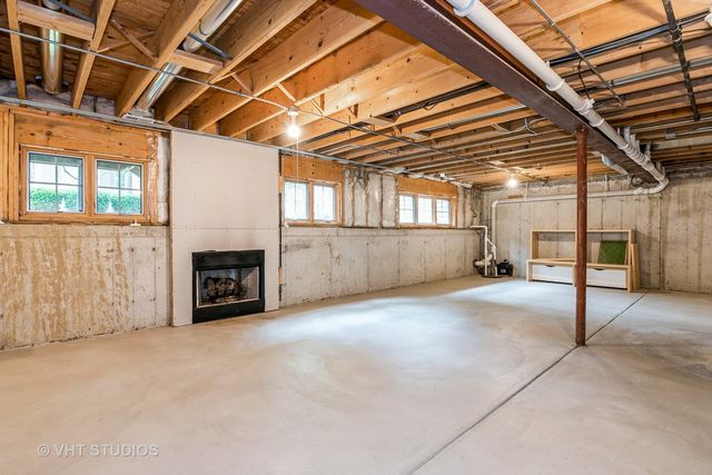 1803 RIZZI Lane, Bartlett, IL 60103