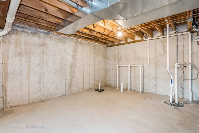 1803 RIZZI Lane, Bartlett, IL 60103