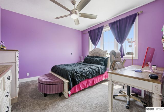 20612 Ellison Avenue, Elkhorn, NE 68022
