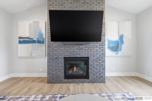 20612 Ellison Avenue, Elkhorn, NE 68022