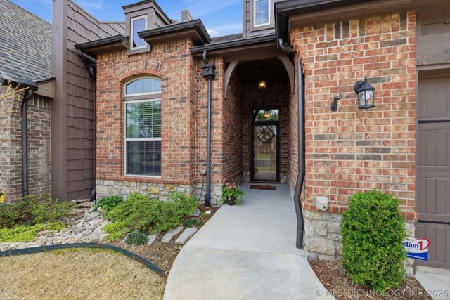 11016 E 83rd Place, Tulsa, OK 74133