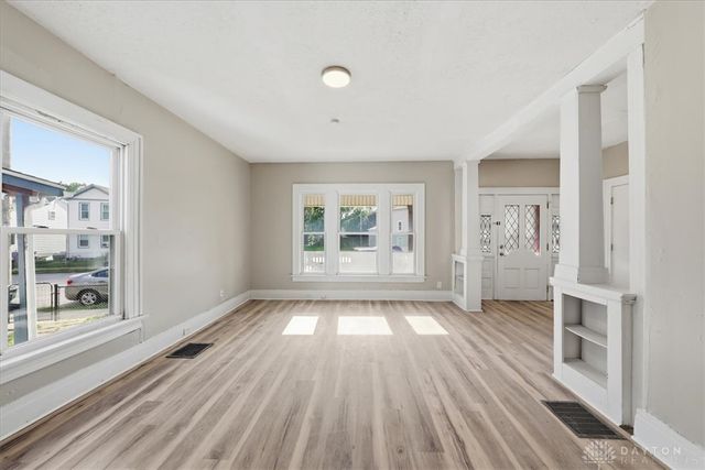 240 S Torrence Street, Dayton, OH 45403