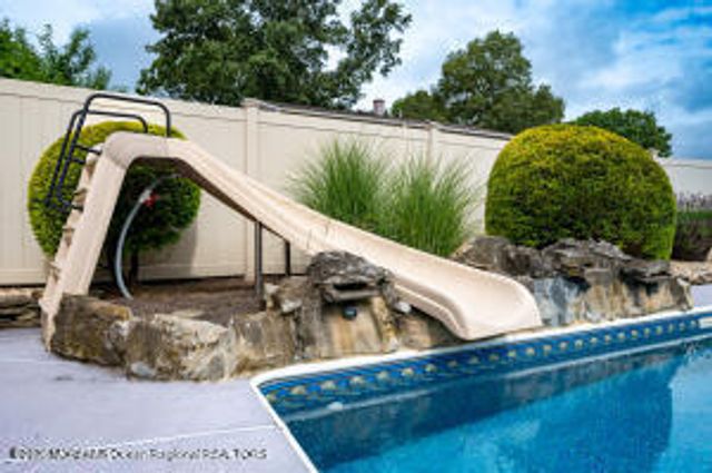 58 12th Street, Toms River, NJ 08753