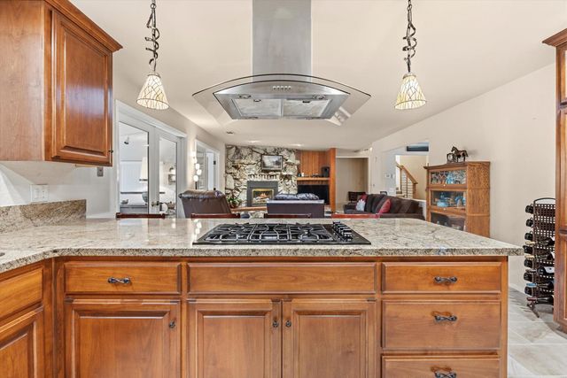 2572 Sterling Dr, Rescue, CA 95672