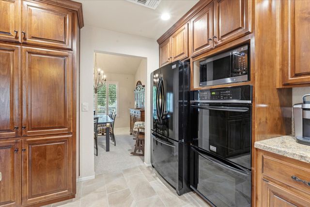 2572 Sterling Dr, Rescue, CA 95672