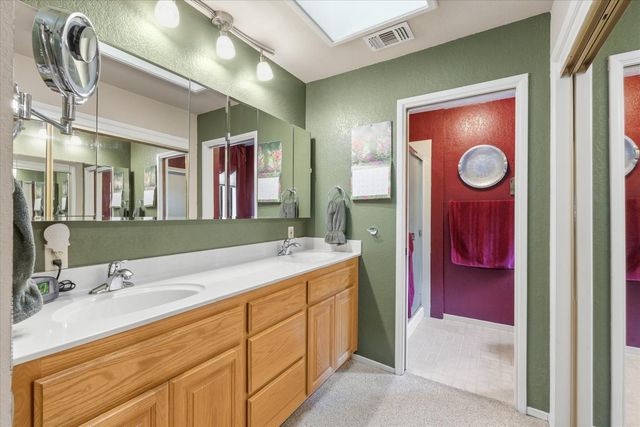 2572 Sterling Dr, Rescue, CA 95672