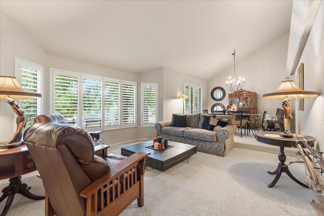 2572 Sterling Dr, Rescue, CA 95672