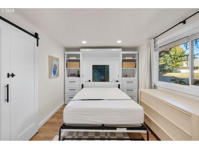 1905 N SPRINGBROOK Way, Newberg, OR 97132