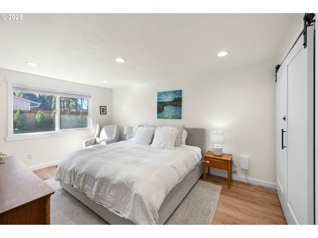 1905 N SPRINGBROOK Way, Newberg, OR 97132