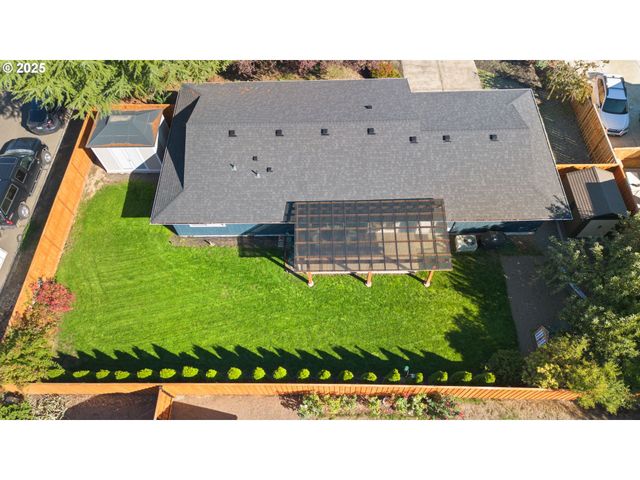 1905 N SPRINGBROOK Way, Newberg, OR 97132