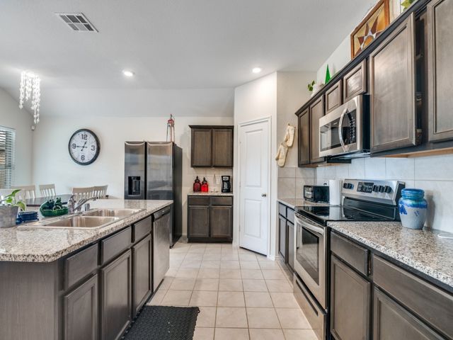 2431 Rosharon Drive, Forney, TX 75126