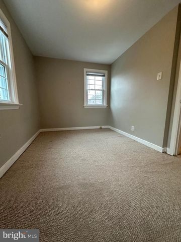 855 FOUNTAIN AVE, Lancaster, PA 17601