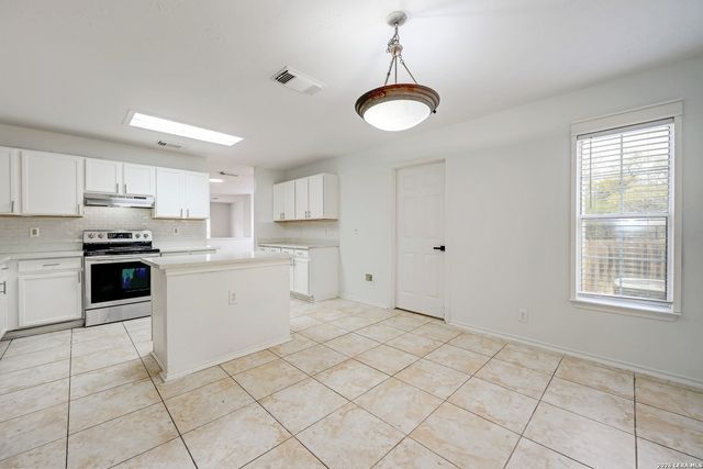 15718 Knollvista, San Antonio, TX 78247