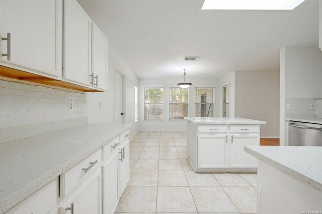 15718 Knollvista, San Antonio, TX 78247