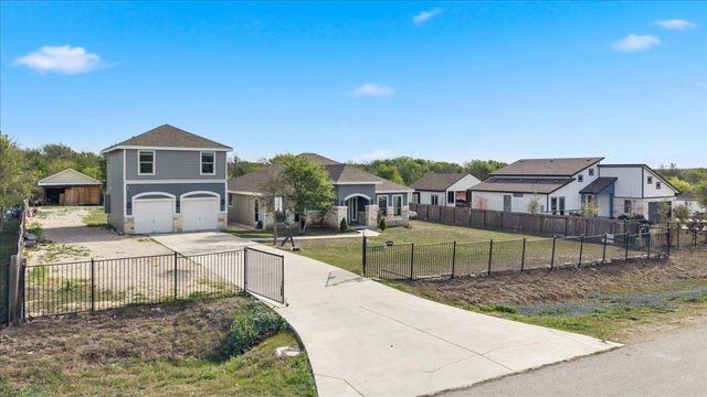 285 La Fortuna DR, Del Valle, TX 78617