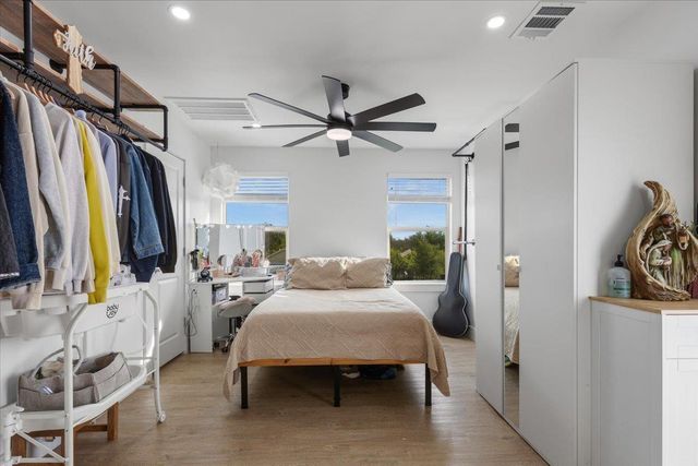 285 La Fortuna DR, Del Valle, TX 78617