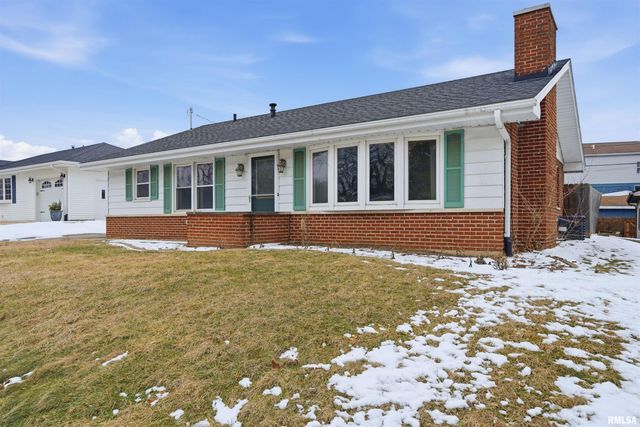 4209 S PARAMOUNT Road, Bartonville, IL 61607