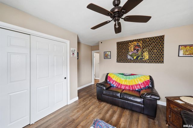 4209 S PARAMOUNT Road, Bartonville, IL 61607