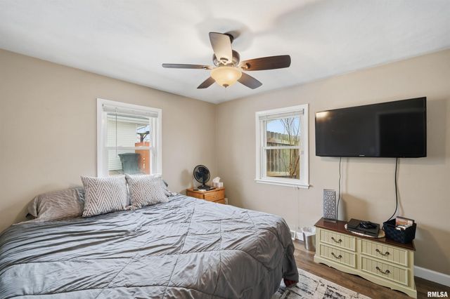 4209 S PARAMOUNT Road, Bartonville, IL 61607