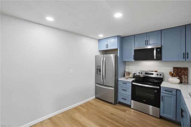 844 Wickford DR, Chesapeake, VA 23320