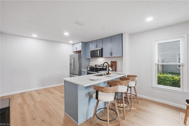 844 Wickford DR, Chesapeake, VA 23320