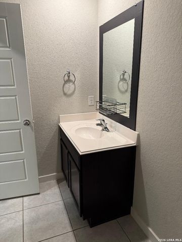 12429 Vista Rim, San Antonio, TX 78233