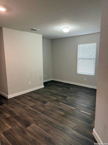12429 Vista Rim, San Antonio, TX 78233