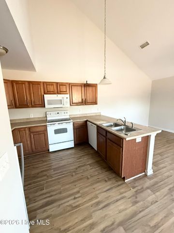 102 Lincoln Place Circle, Leland, NC 28451