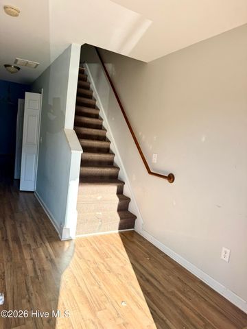 102 Lincoln Place Circle, Leland, NC 28451